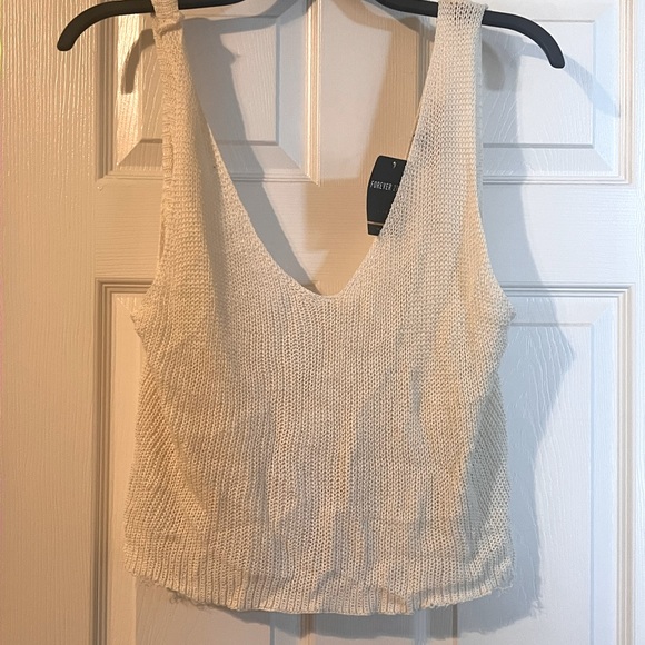 Tops - Knit crop top